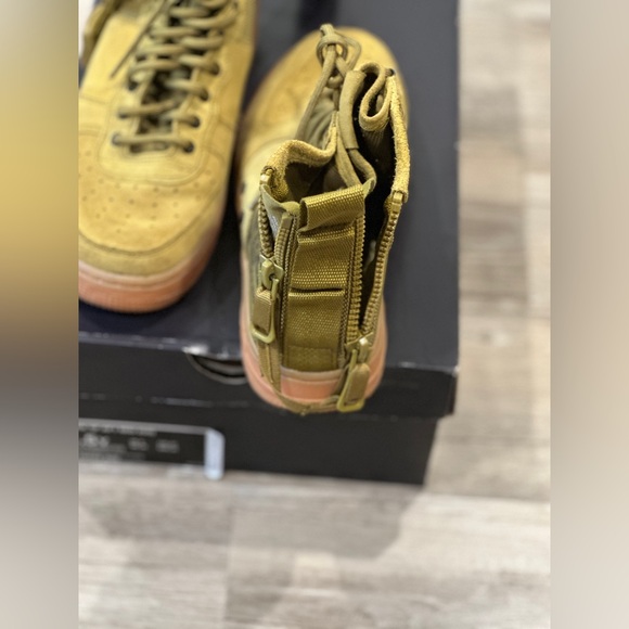 Nike SF Air Force 1 Mid - Picture 2 of 6